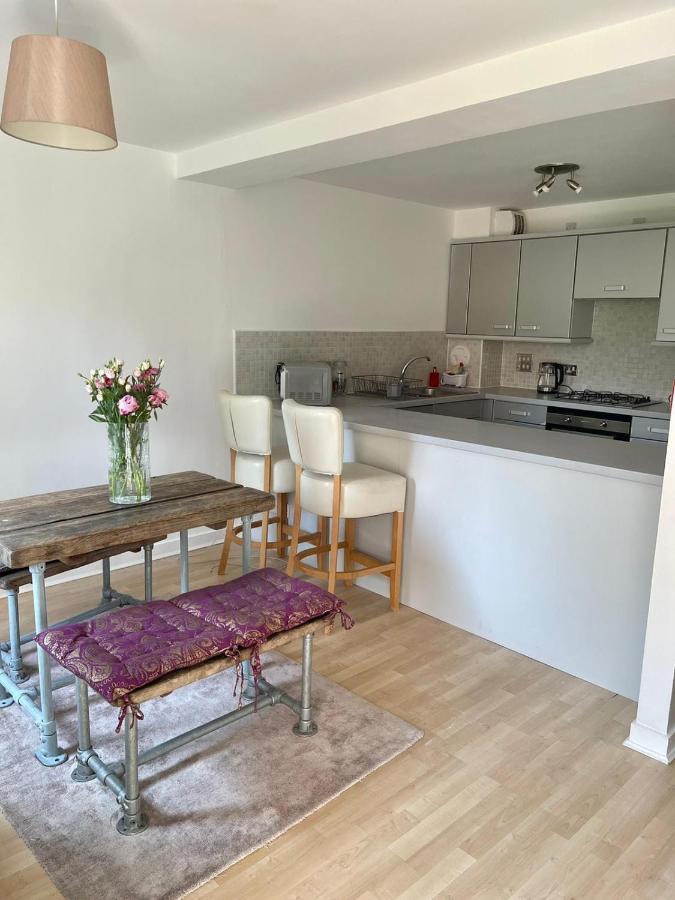 Pass The Keys Lovely 2Bedroom Flat With Balcony Edinburgh Eksteriør bilde