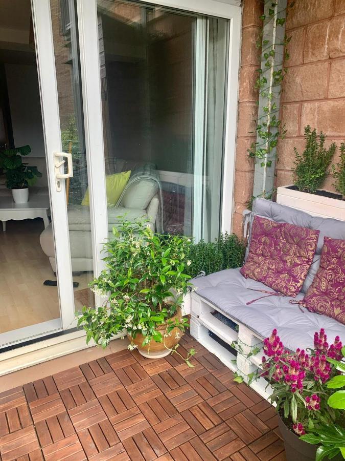 Pass The Keys Lovely 2Bedroom Flat With Balcony Edinburgh Eksteriør bilde